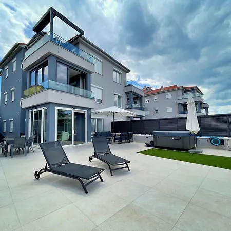 Sealuxe Mit Whirlpool By Interhome * Šilo