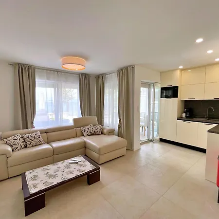 Apartmán Sealuxe Mit Whirlpool By Interhome
